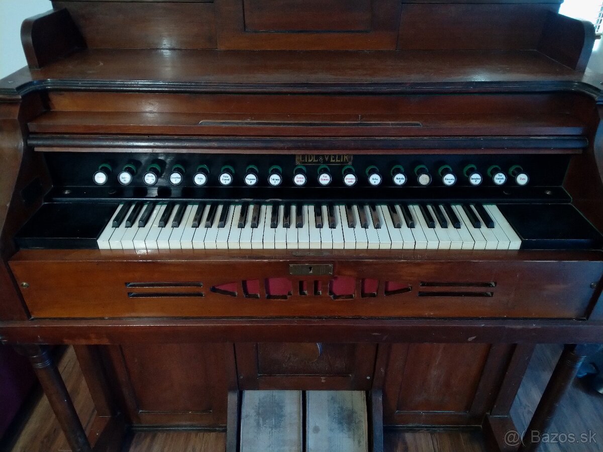 Klavír, harmónium, piano, organ