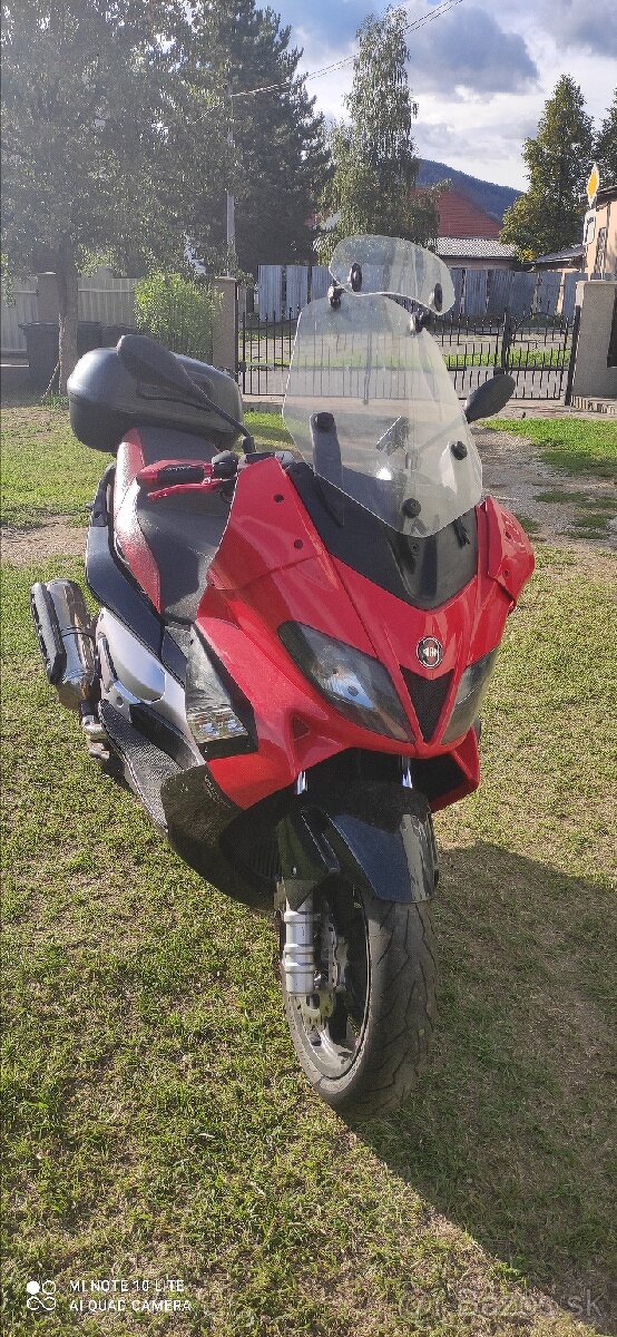 Gilera Nexus 500 SP