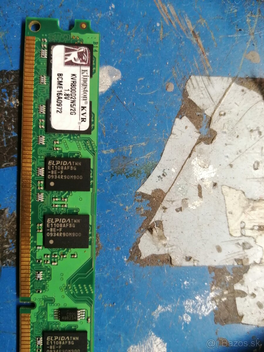 DDR2 Kingston 2GB/800Mhz, Corsair 2GB/800Mhz