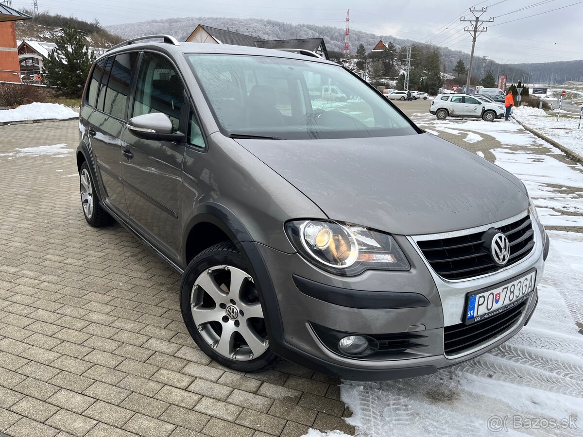 NA OPRAVU VW Touran 1.4Tsi DSG