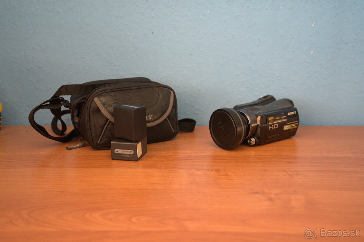 Sony AVCHD SR12E