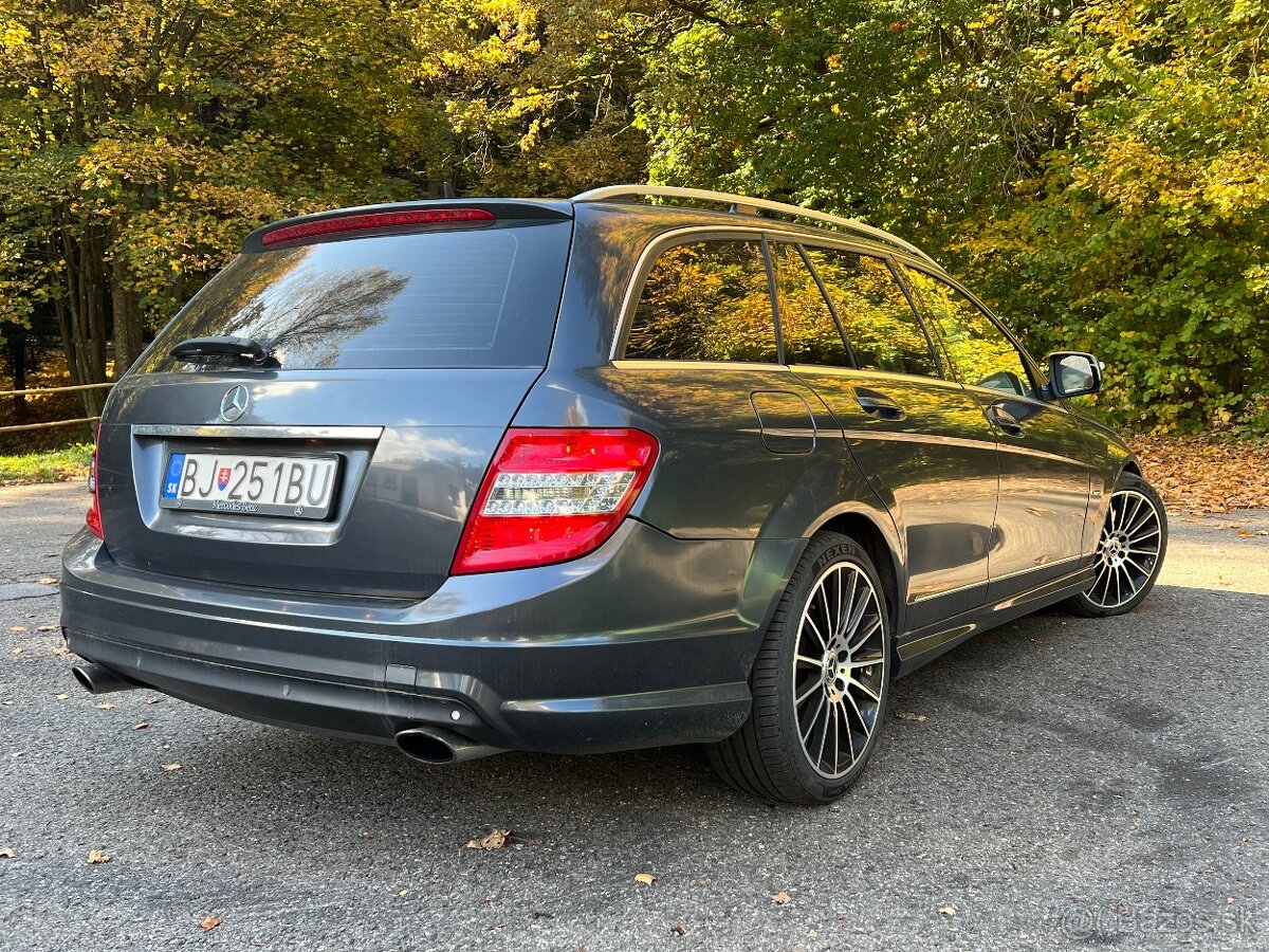 Predám Mercedes Benz C 320CDI 4 matic w204