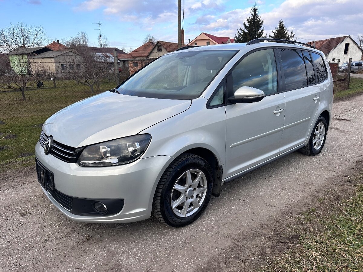 Volkswagen Touran 1.6 TDI 77kw 7 miestny