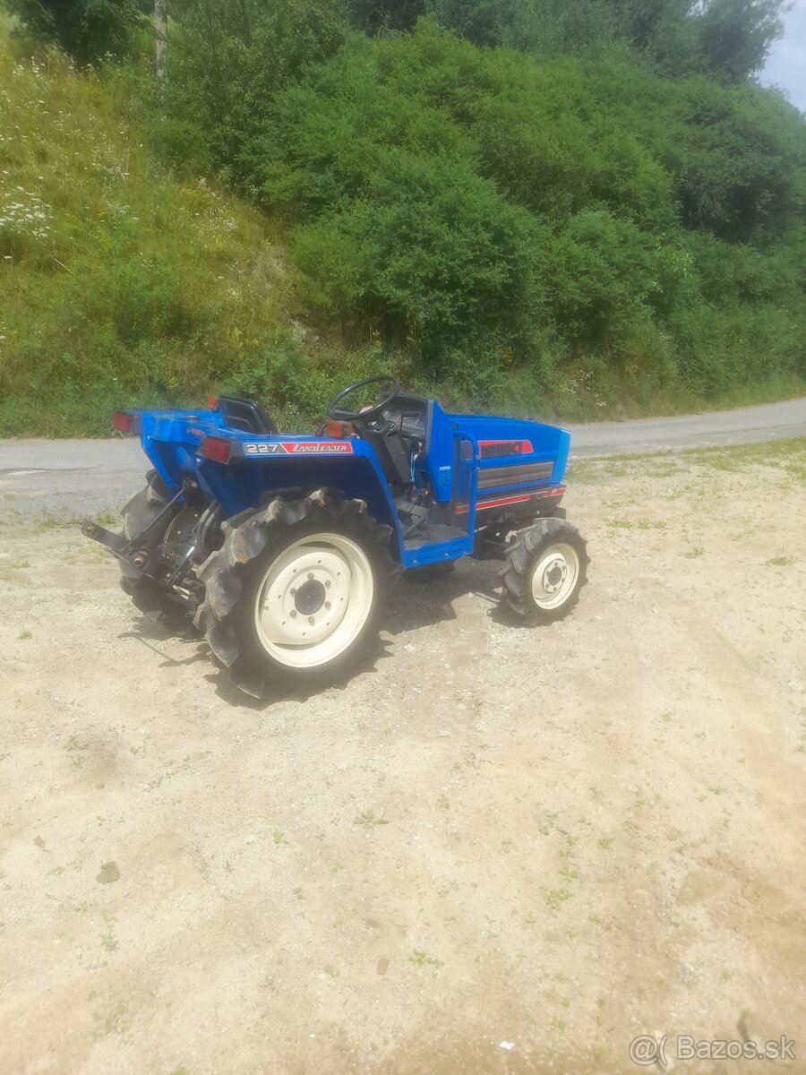 Ponukam na predaj malotraktor iseki 227 4x4 s rotavatorom