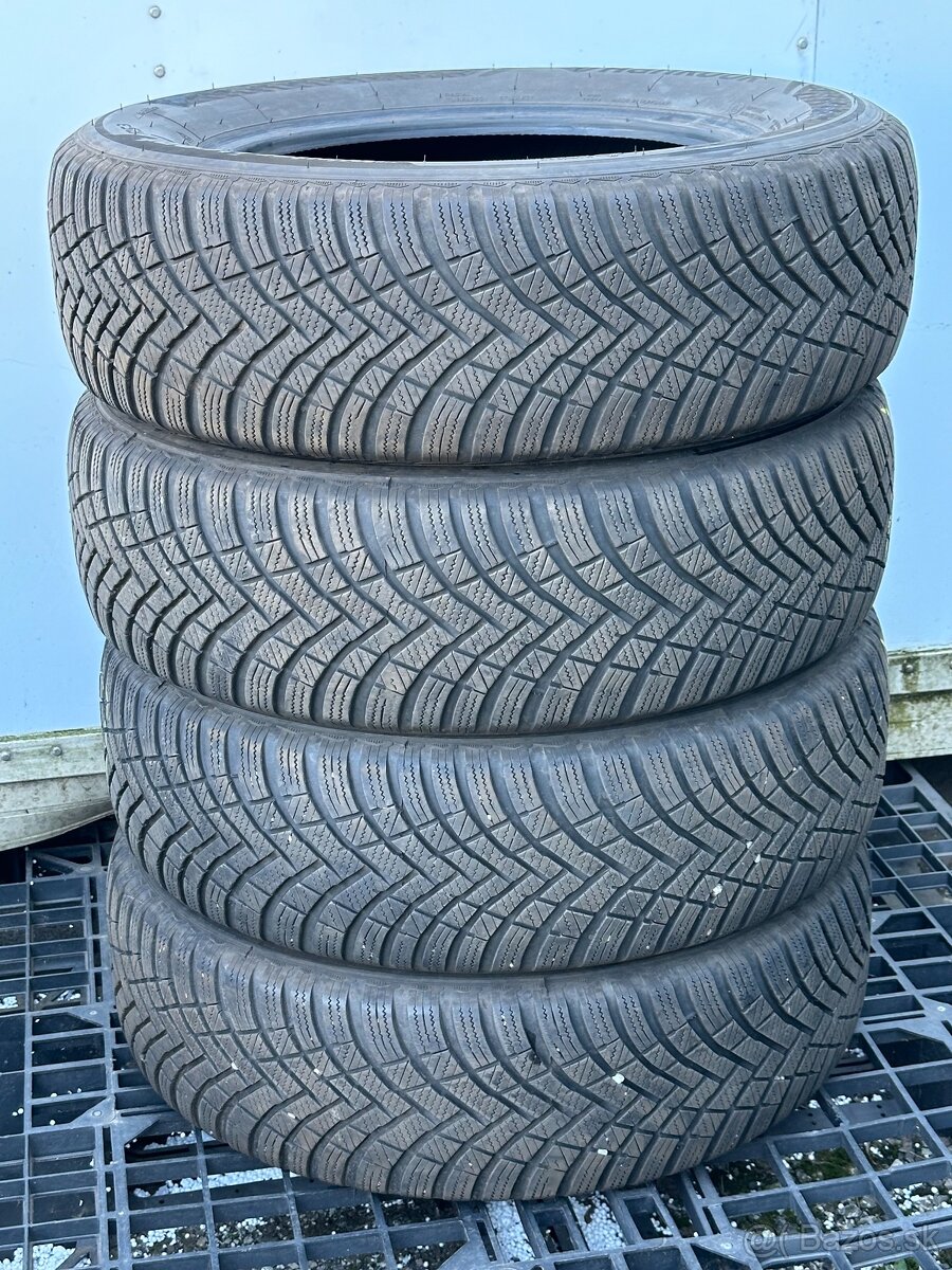 PREDÁM 4 kusy zimné pneumatiky HANKOOK 215/65 R16 98H