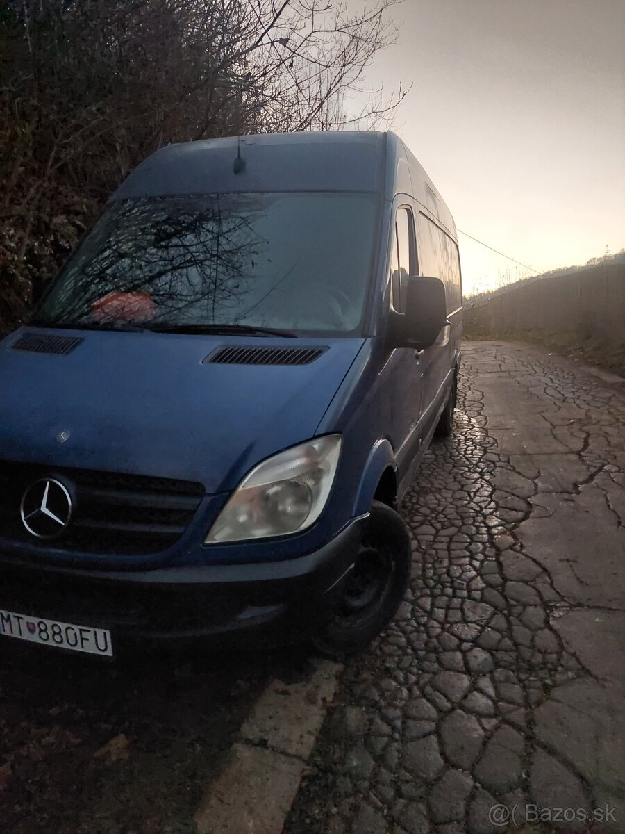 Mercedes sprinter