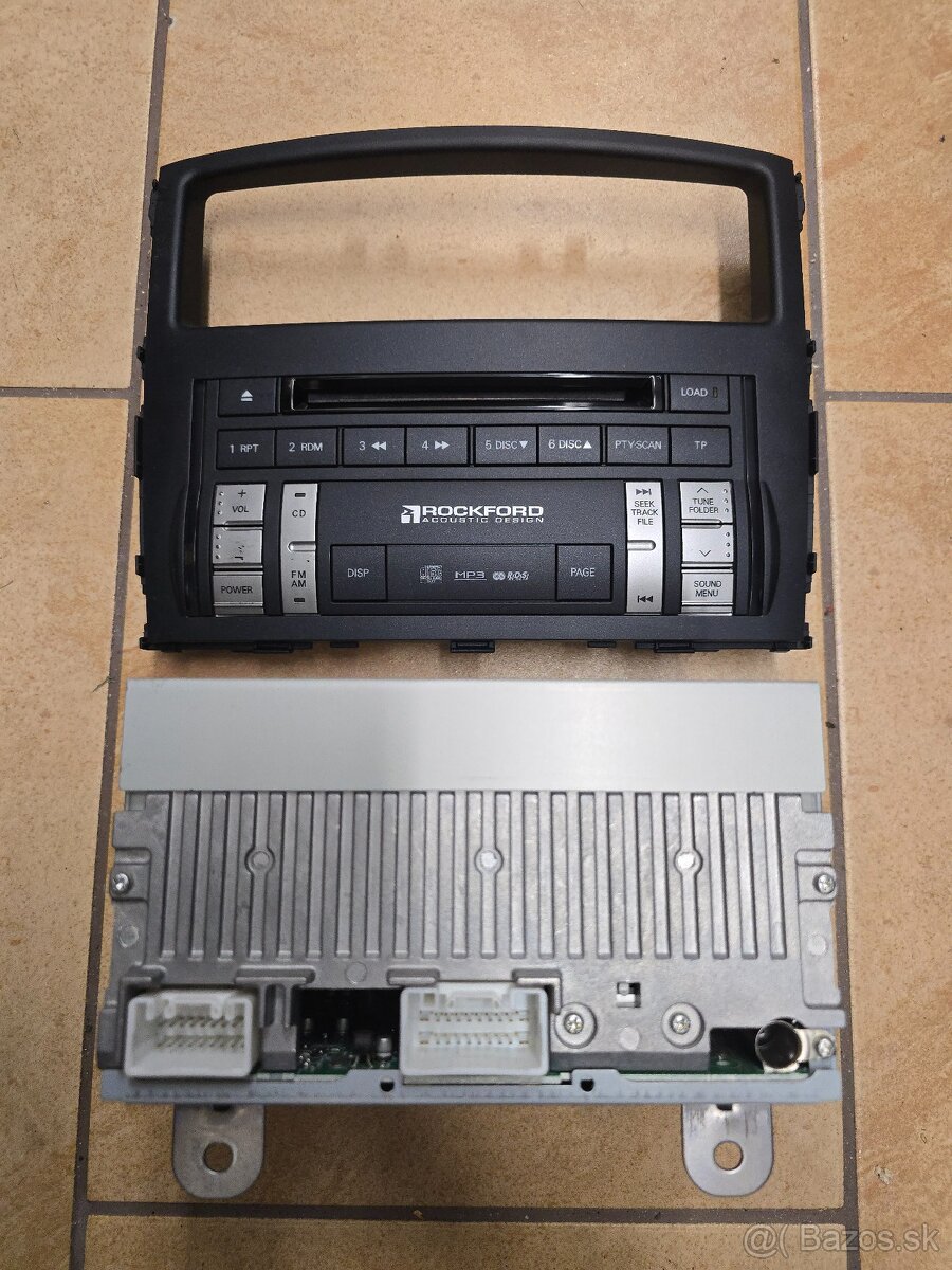 Rádio Rockford Mitsubishi Pajero 4