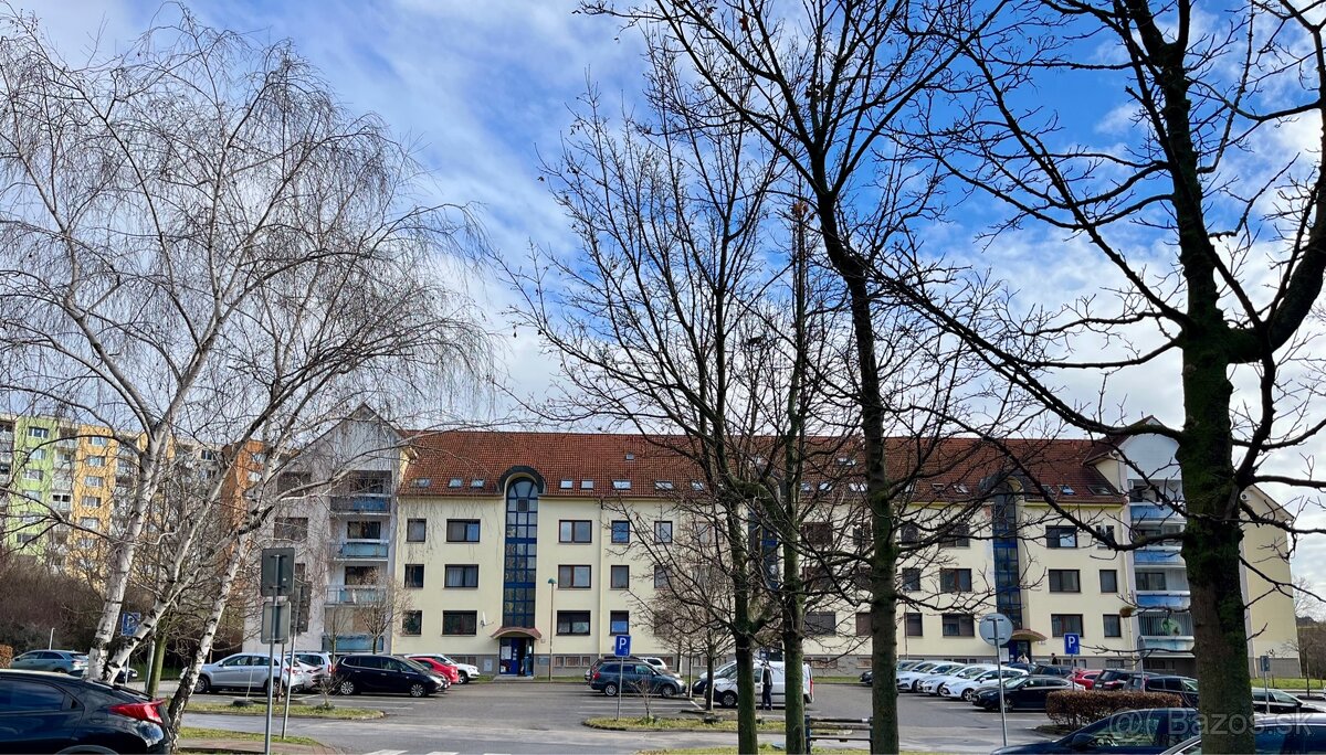 Komplet zrekonštruovaný 3 izb byt 80m2  s balkónom Trnava