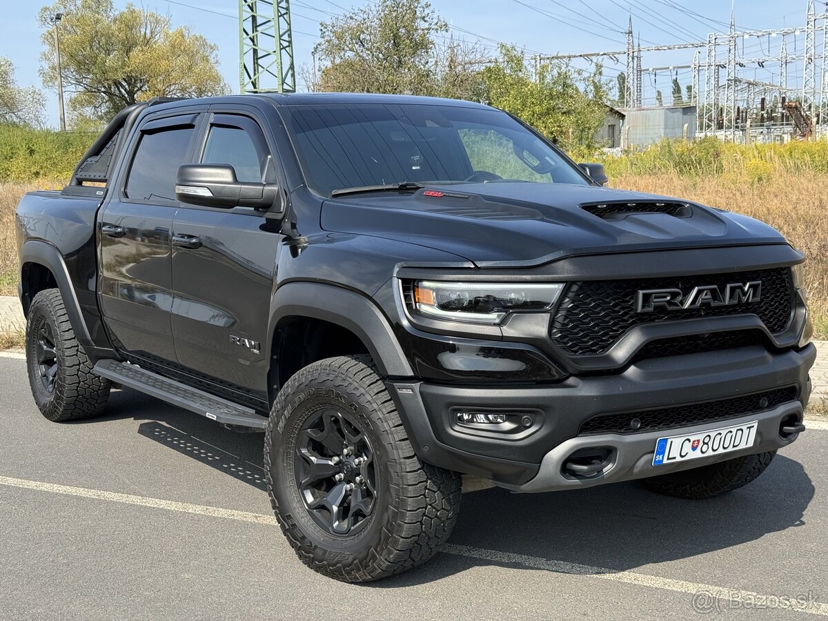 Dodge RAM TRX 6.2L Supercharger 700+ps PRVÝ MAJITEĽ