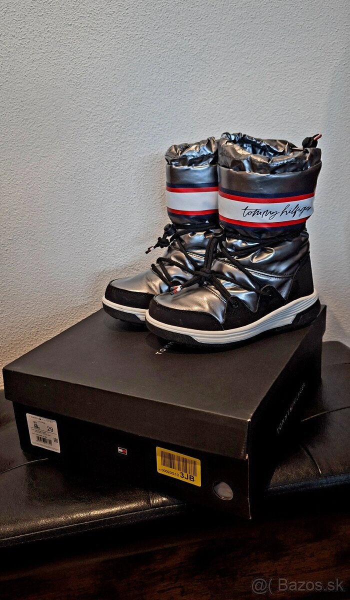 Detske snehule Tommi Hilfiger vel. 29