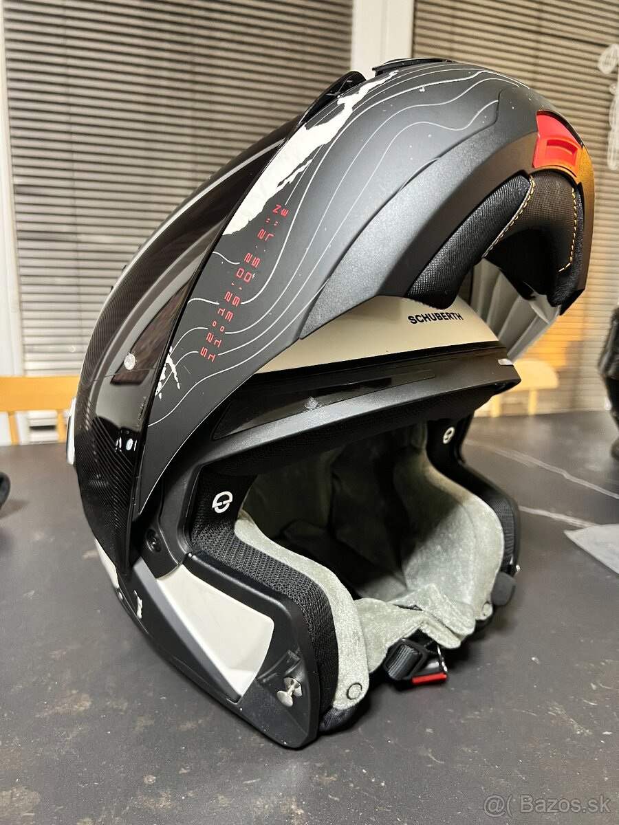 Na predaj Schuberth C4 Pro - 100% stav, ako nová