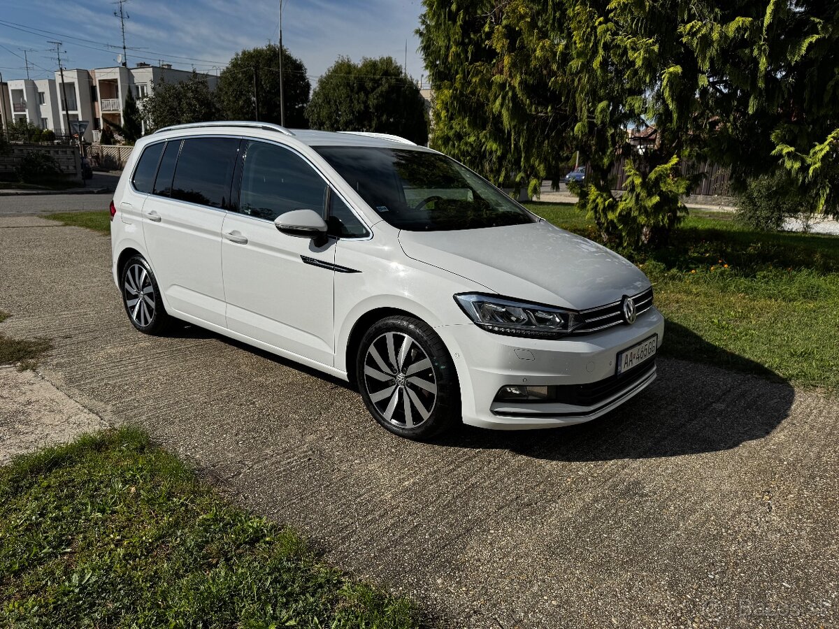 VW Touran R-line