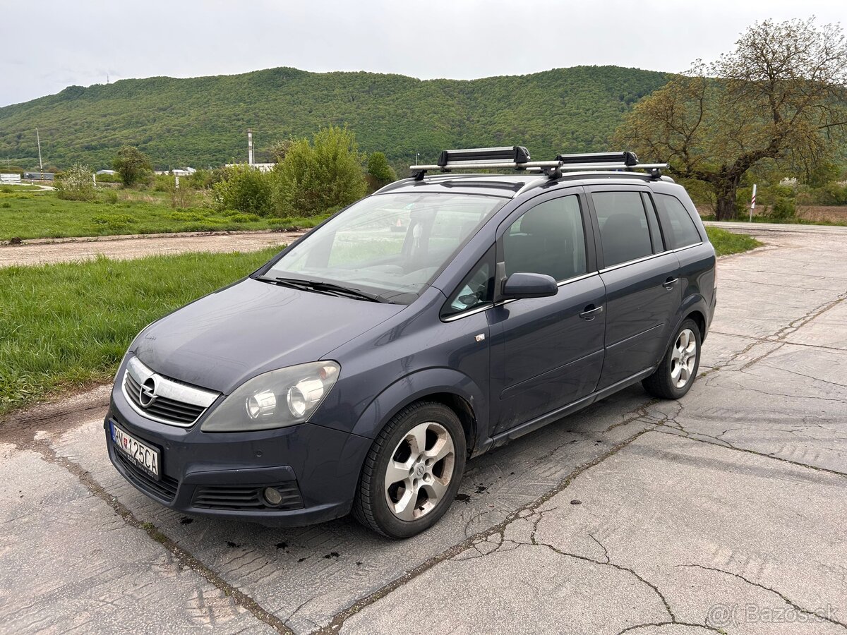 Opel zafira 1.9cdti 110kw 7miestna