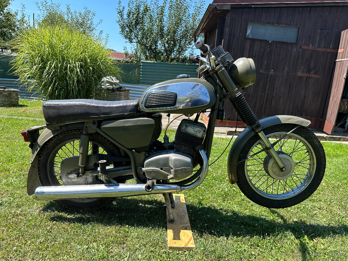 Jawa 350/634 vojenská