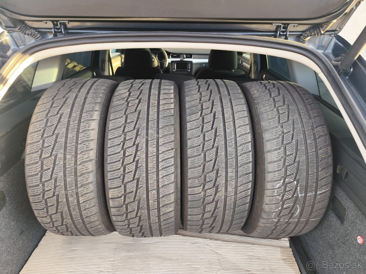 Zimné pneumatiky 225/40 R18