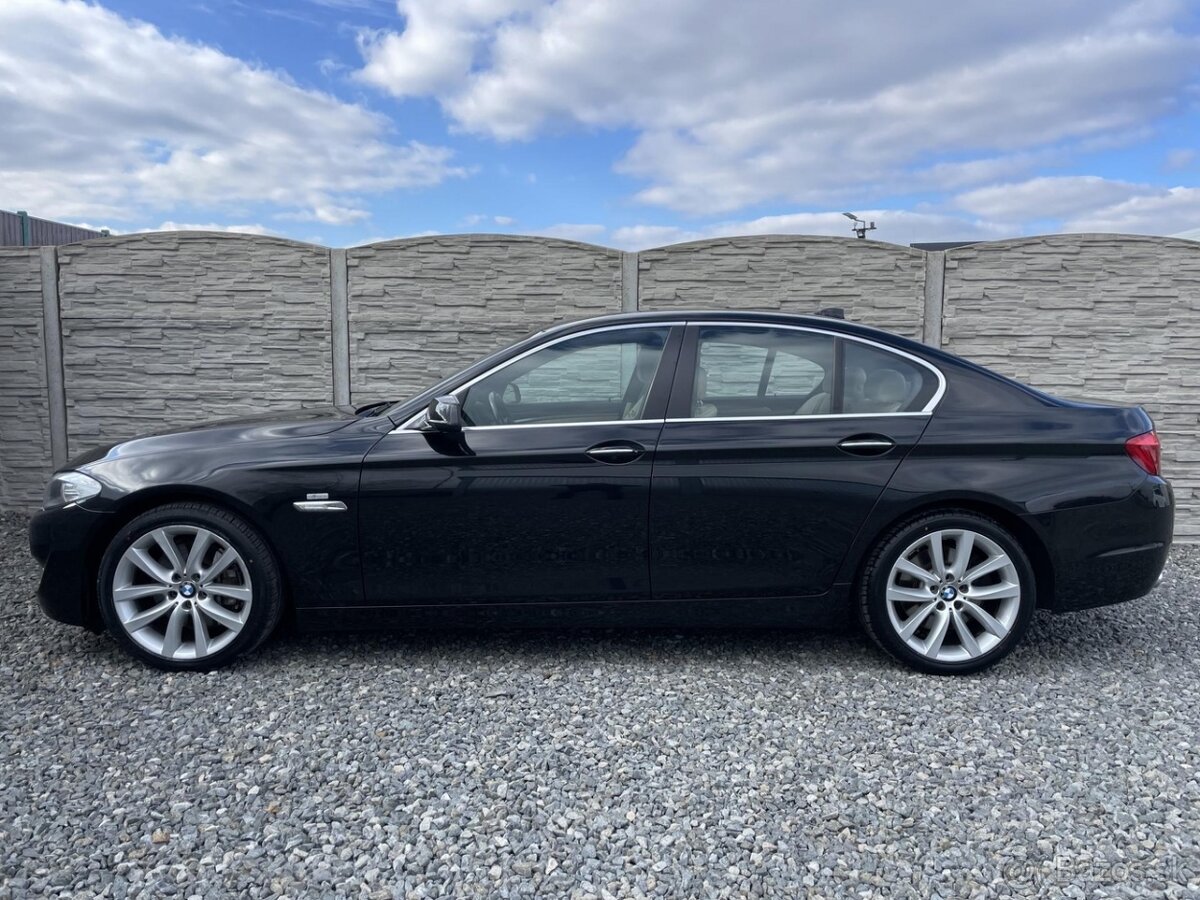 BMW Řada 5 530D 245PS LUXURY SEDAN TOP