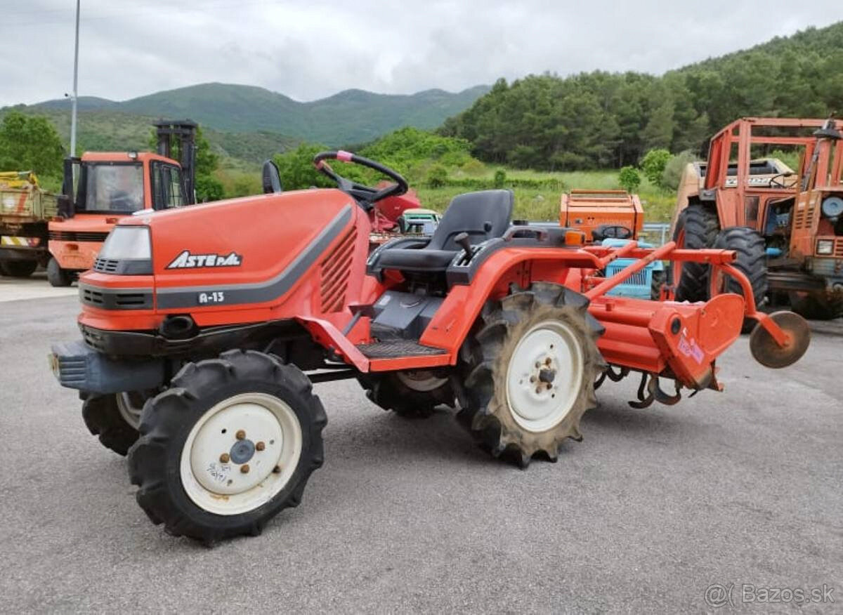 Traktor KUBOTA ASTEPAL A13