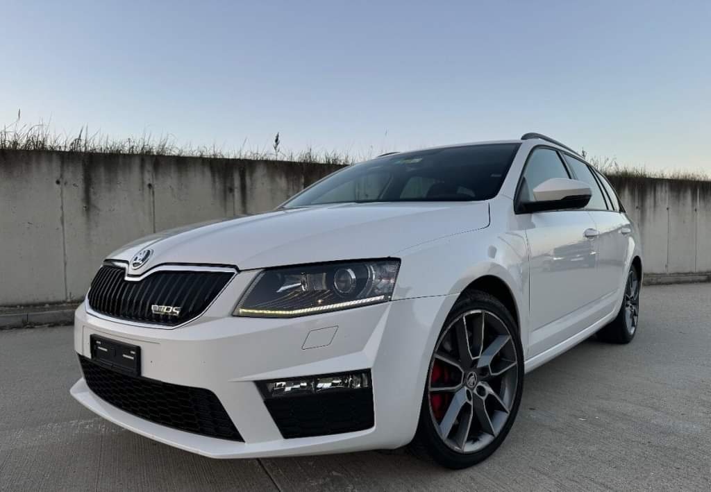 Škoda Octavia 3 RS Kombi 2.0 TSI DSG