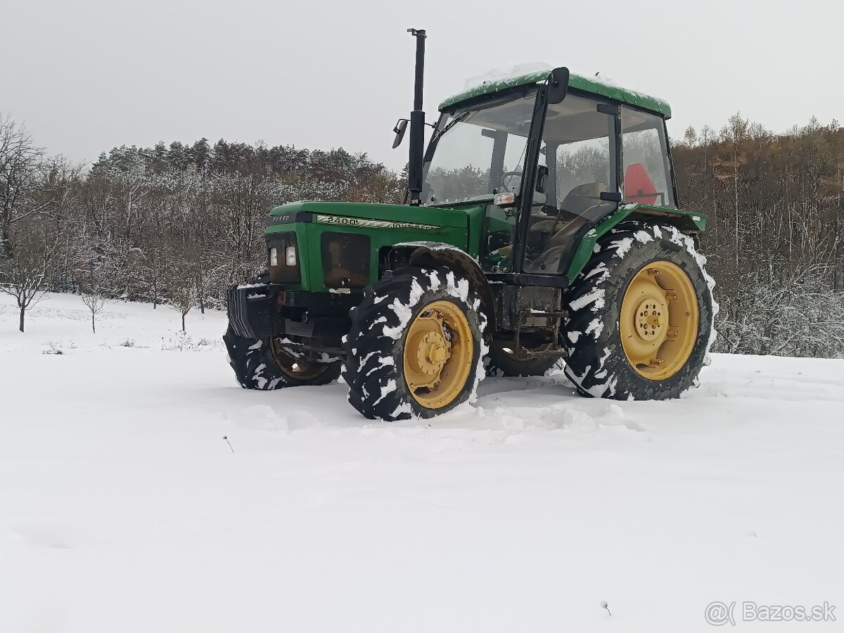 Predám traktor Zetor 7340 TURBO,v prevedení John Deere.