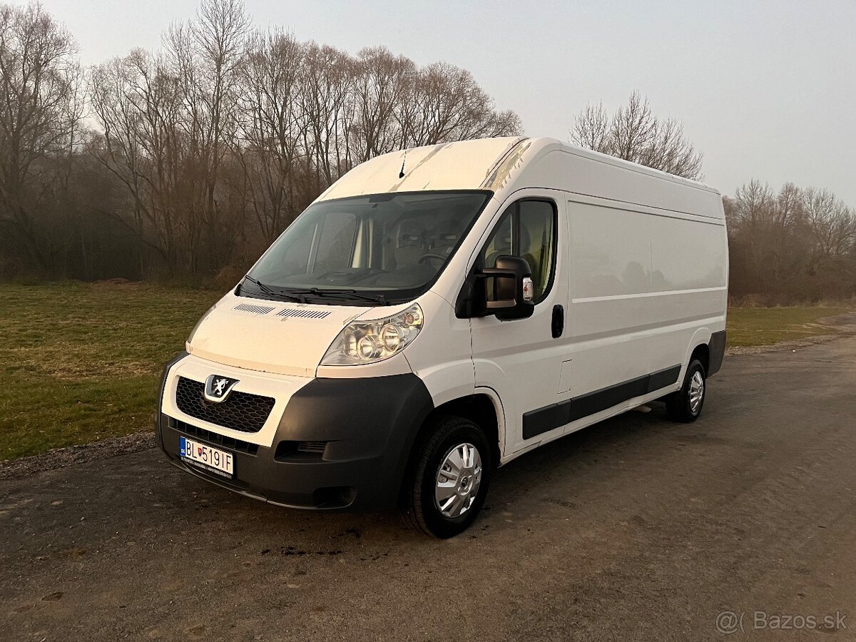 Peugeot boxer 2,2.