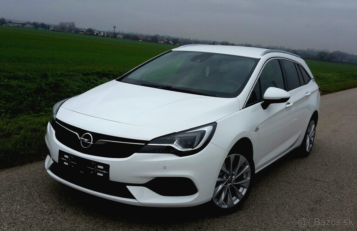 ---Opel Astra Sports Tourer 1.5 CRDI---