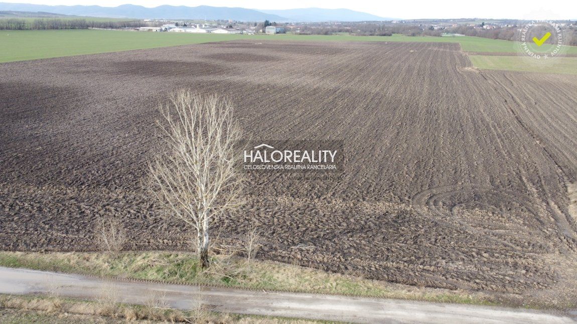 HALO reality - Predaj, pozemok   147513 m2 Zvončín - EXKLUZÍ