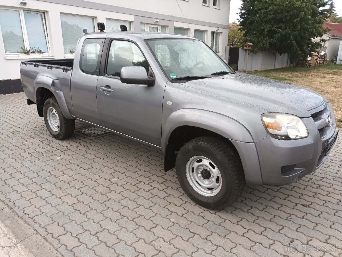 Mazda BT-50 2.5td 105kw RAP CAB/Ford Ranger 2.5tdci 2011