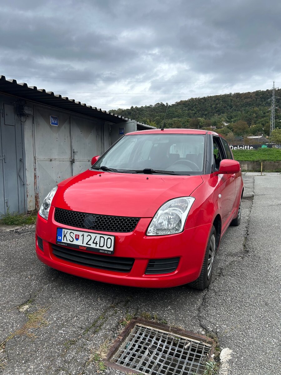 Suzuki Swift 1.3i