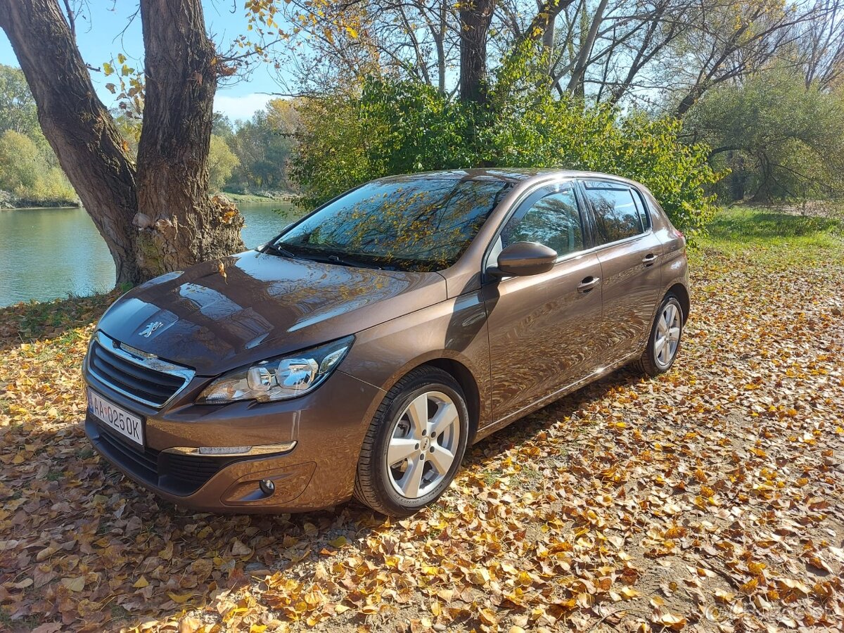 Peugeot 308 1.6 HDi   88 727 km