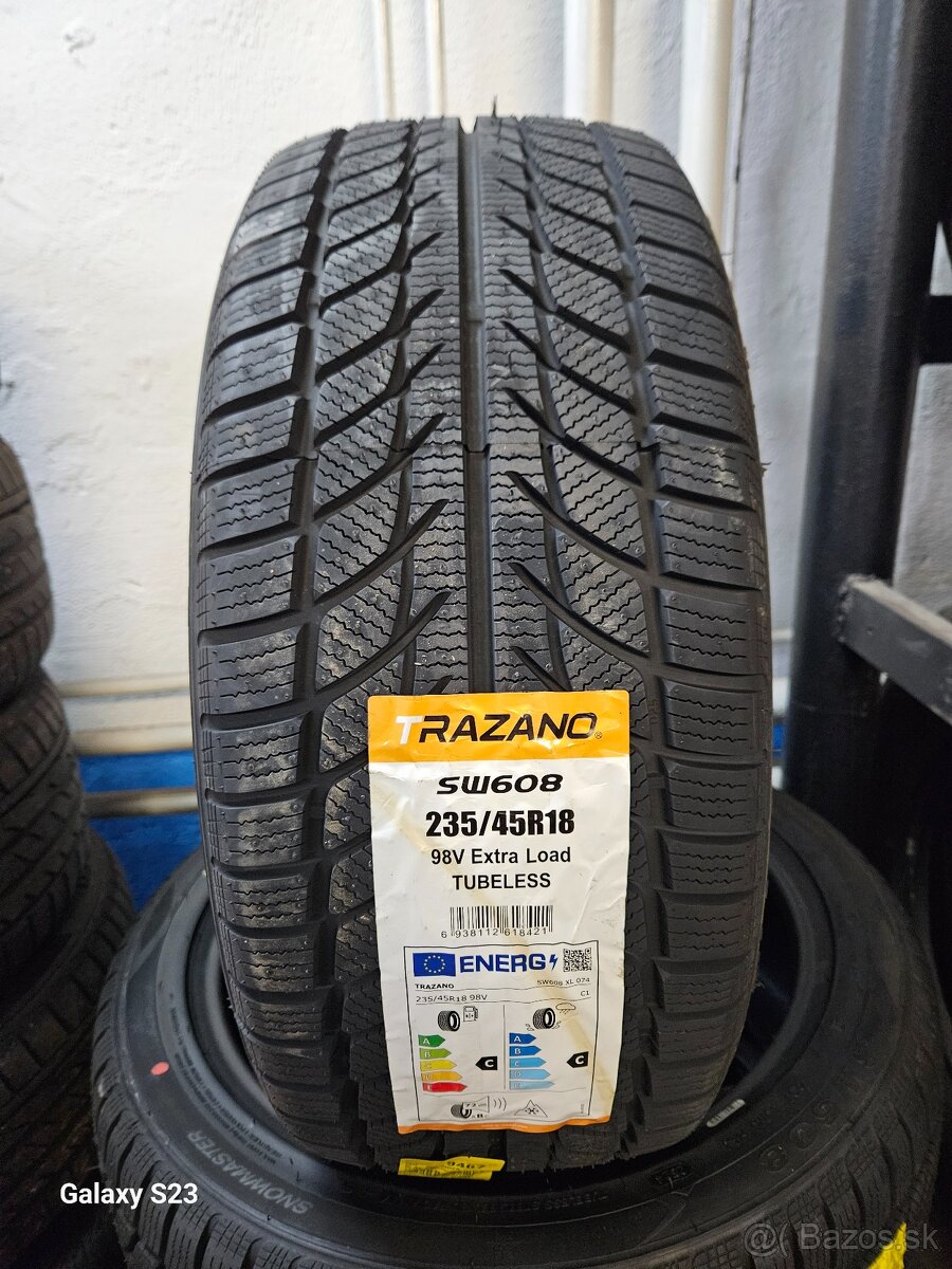 Trazano 235/45 r18 zimne nové 2ks