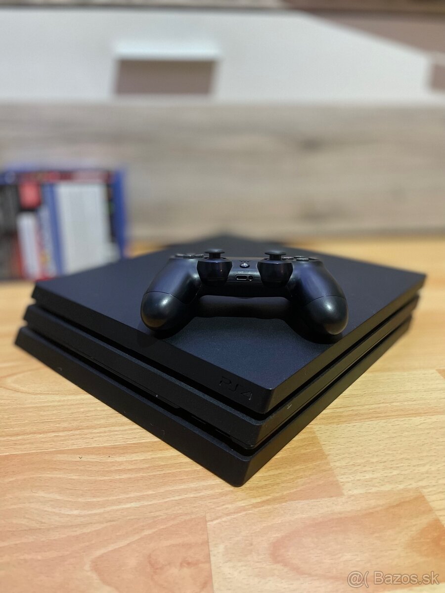 Sony Ps4 pro 1TB + 1 ovládač dualshock 4 + 11 hier + volant