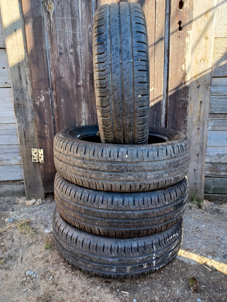 Predám 4 jazdené letné pneumatiky Continental CoE 165/60 R15