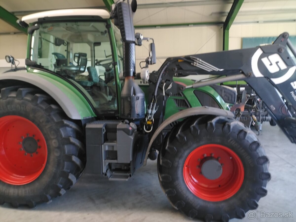 Fendt 722 SCR s čelním nakladačem STOLL FZ 46-26.1 s 3700 h