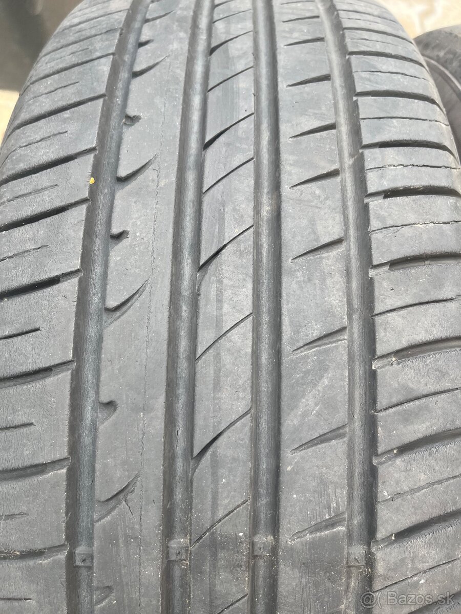 225/60R17 Hankook letne