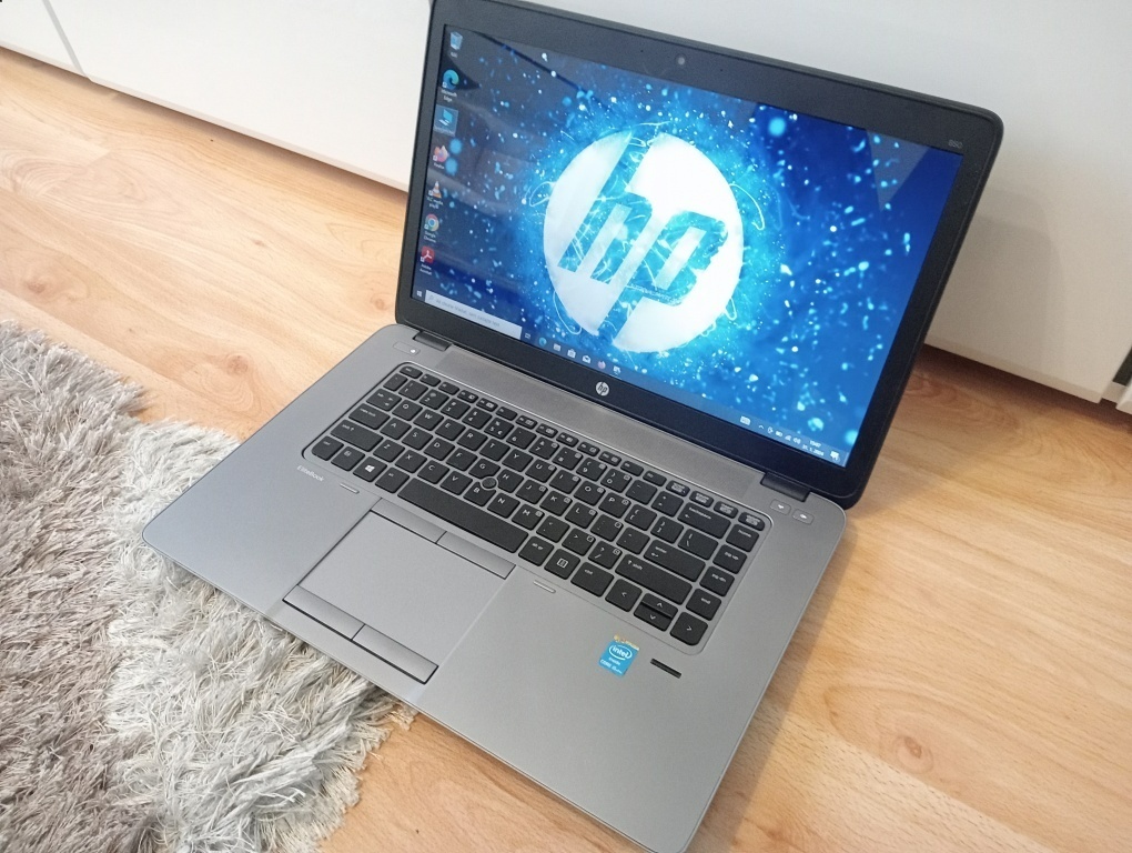 HP elitebook 850 G1 / 8gb ram / Intel core i5 / 240gb ssd