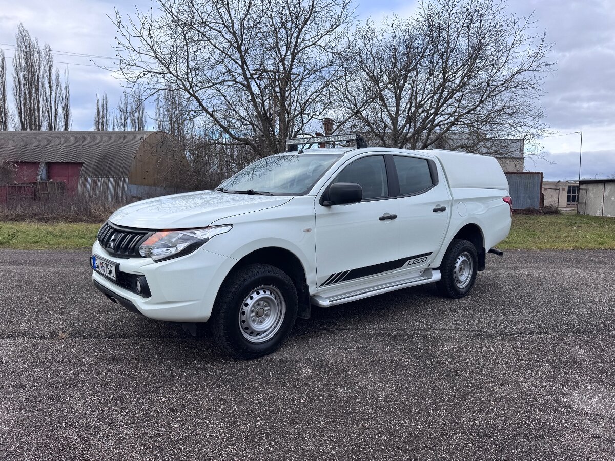 Mitsubishi L 200 2.4 DI-D +HARDTOP