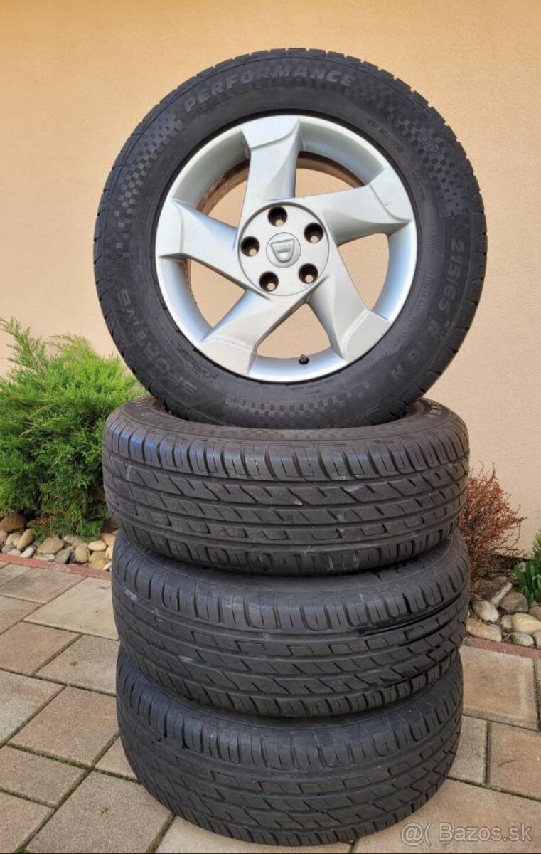 5x114,3 r16 DACIA + 215/65r16