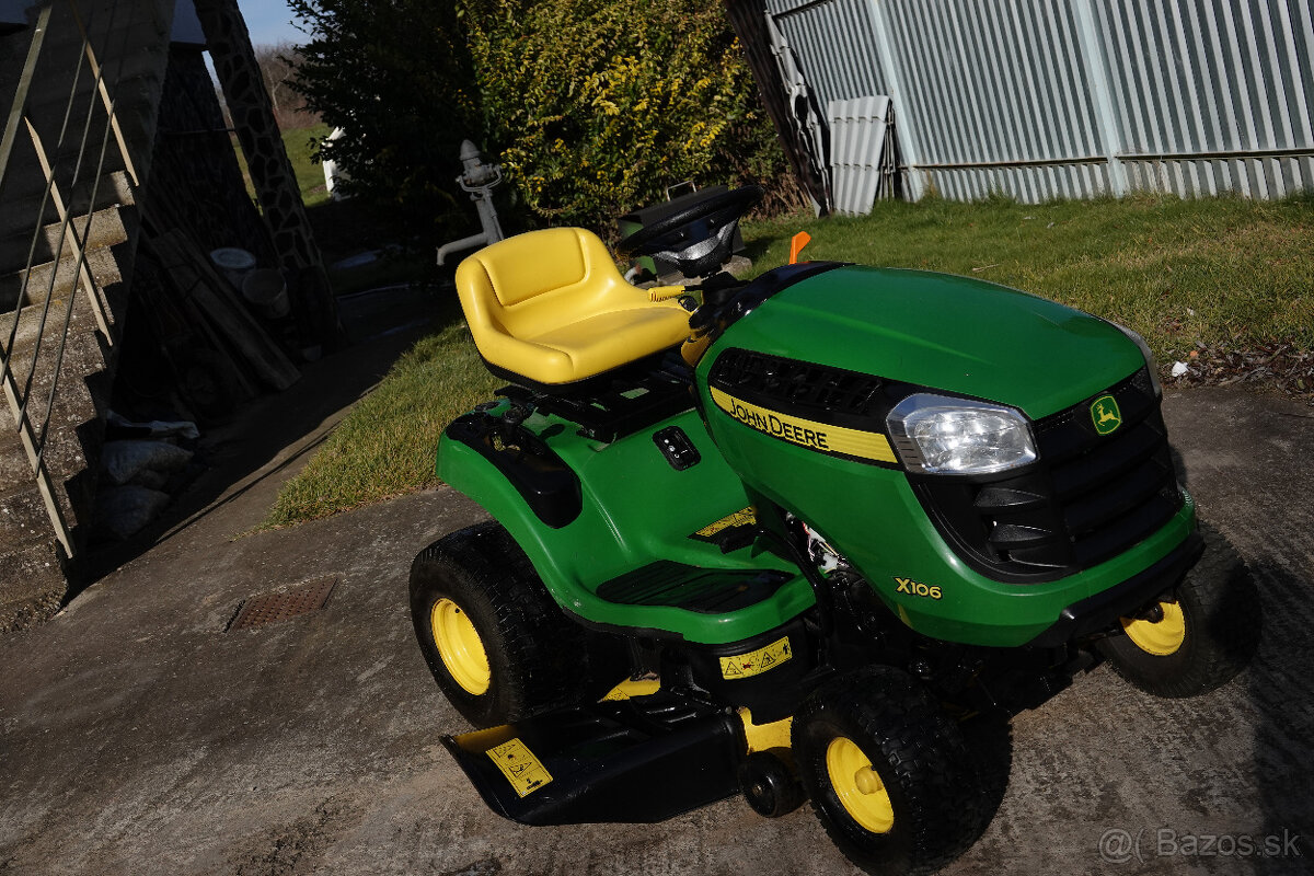 John Deere X106