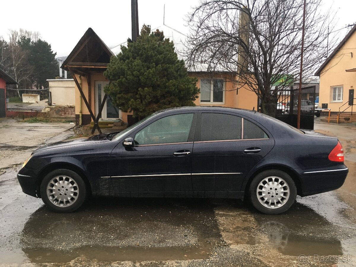 Mercedes E 280