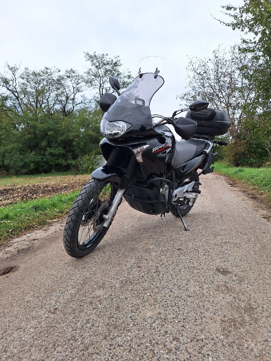 Honda Transalp xl650v aj výmena