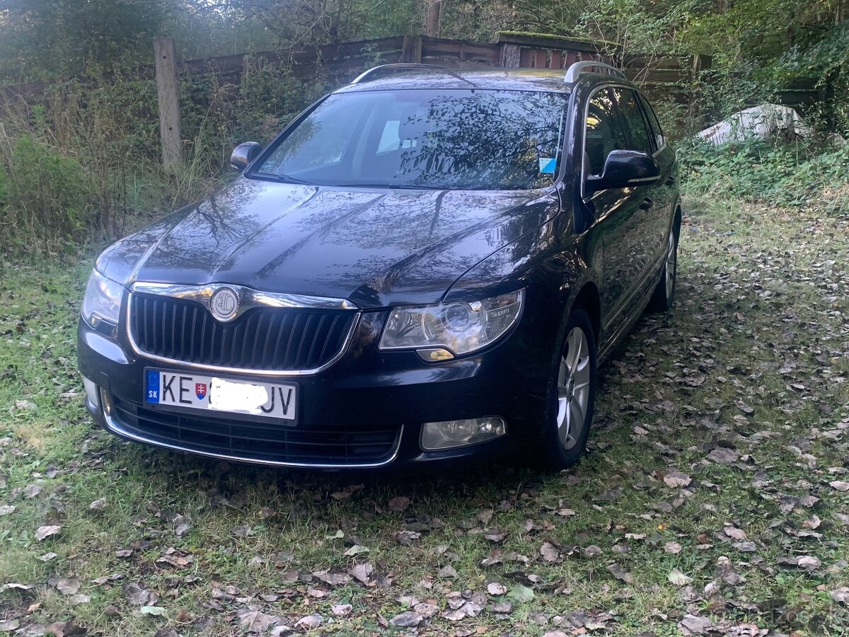 ŠKODA SUPERB COMBI