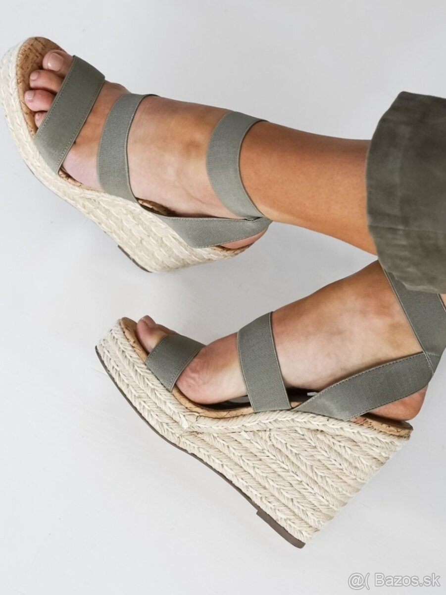 Sandále na platforme Steve Madden