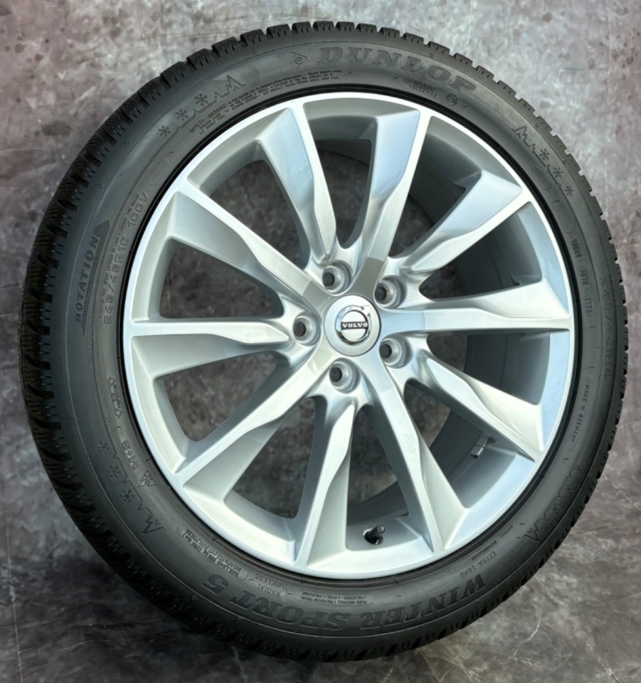 Zimní originál top sada Volvo V90/S90 245/45R18 DOT23