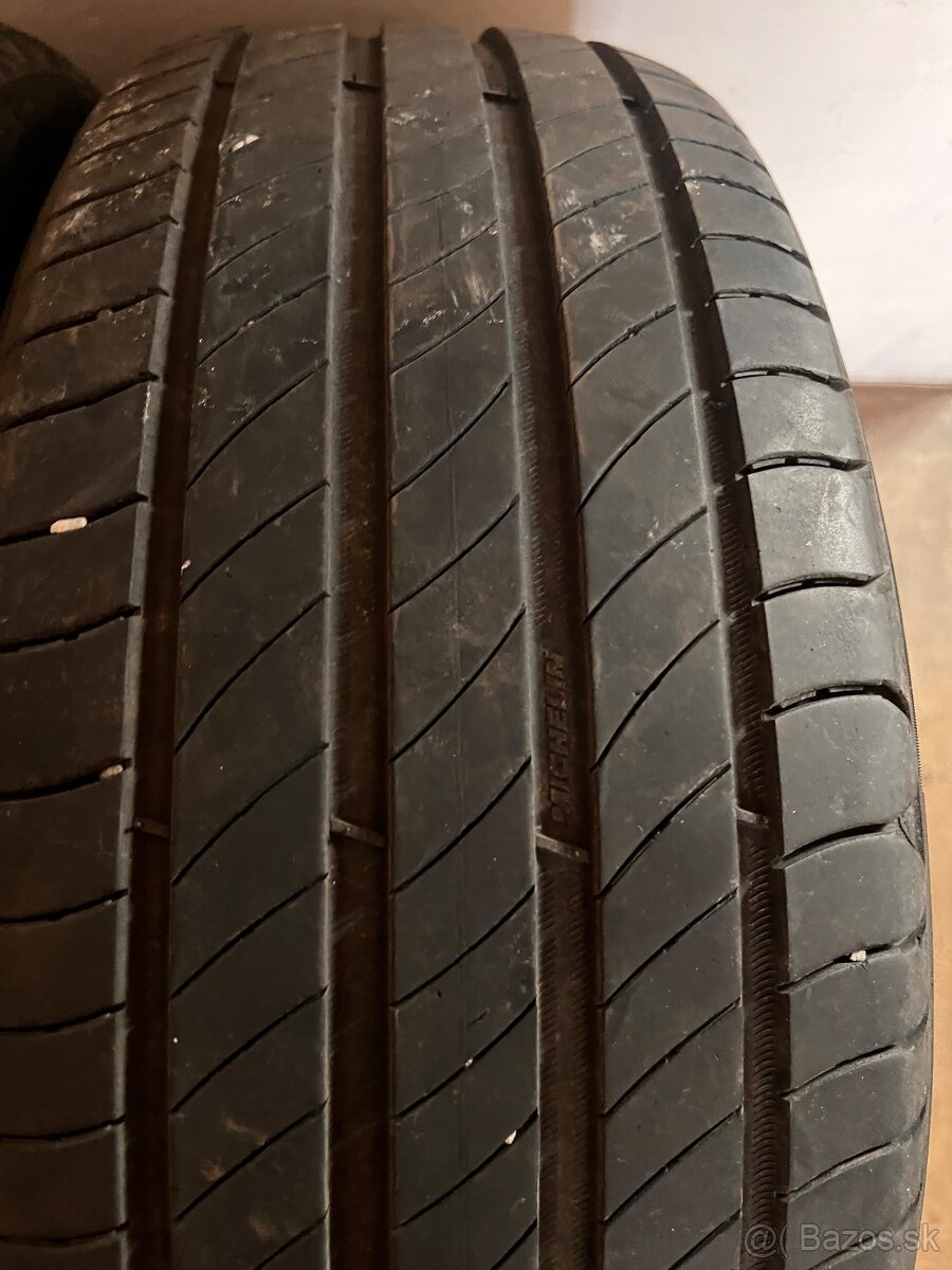 205/55R17 Michelin letne