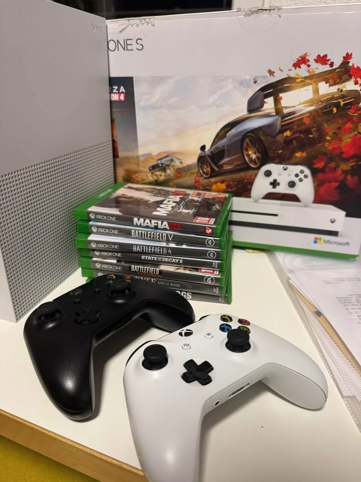 predám XBOX ONE S 1TB plus hry dva ovládače