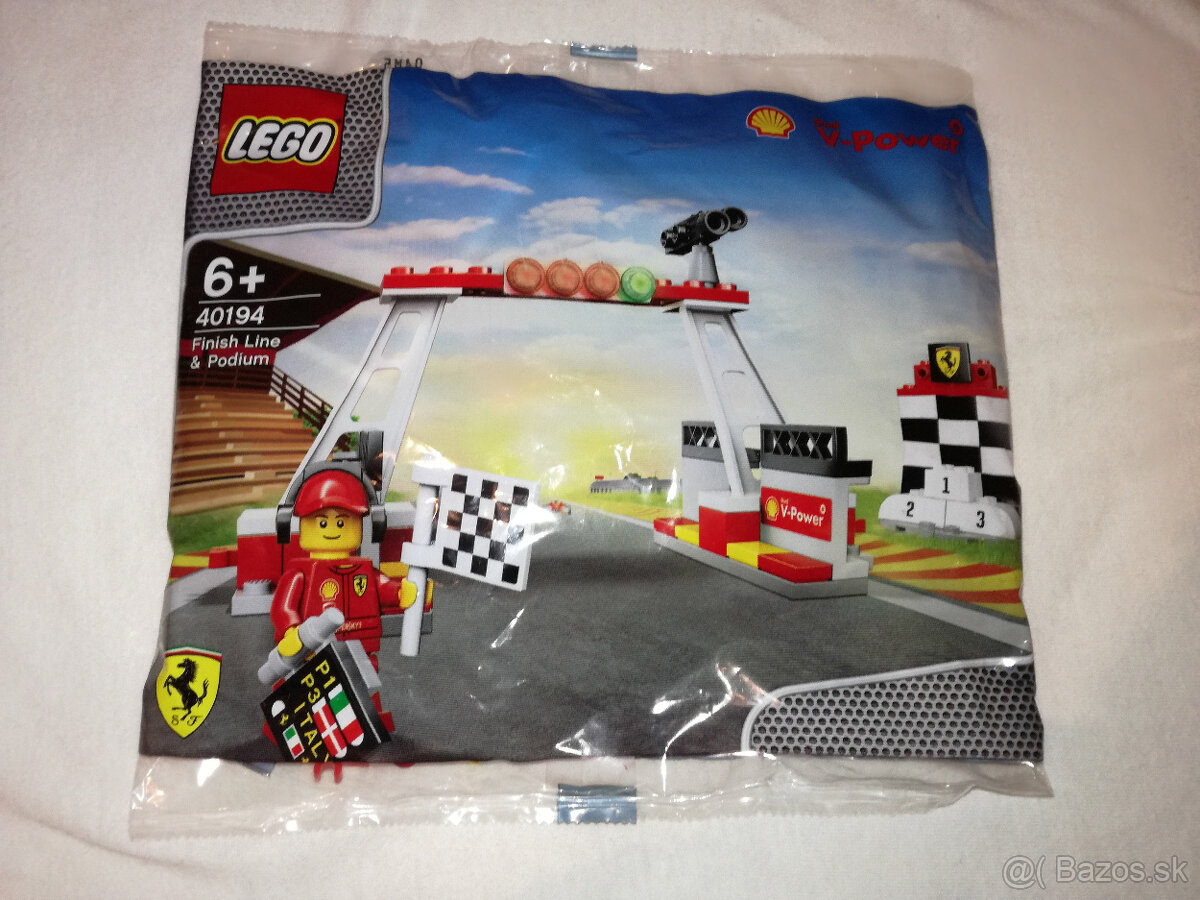 LEGO 40194 Finish Line and Podium