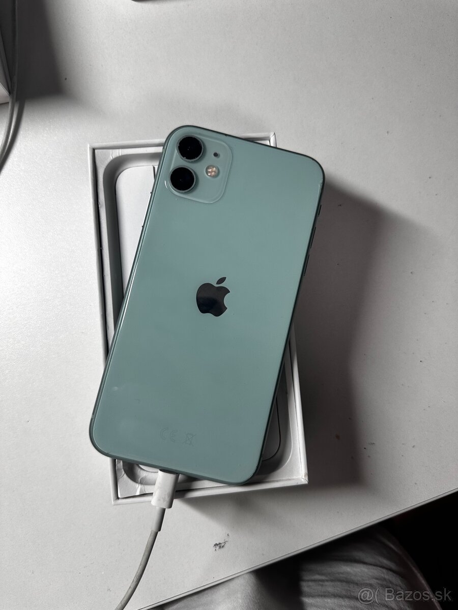 iPhone 11, zelený