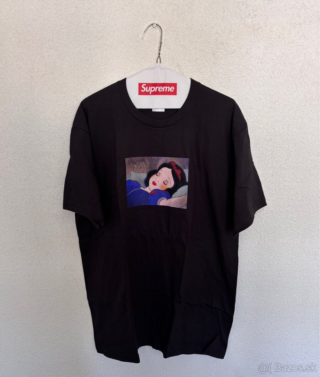 Supreme Snow Black Tee