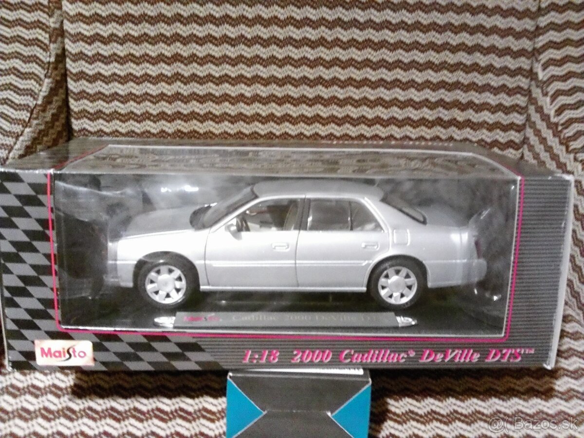 Predam Cadillac DeVille DTS 1:18 2006