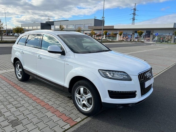 Audi Q7 3.0 TDi 176kw S-line, 8 rychlostí, ČR, DPH